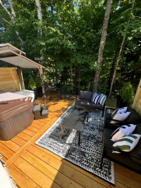 WhiteMountains Ski, Hike & Relax Retreat. 4
